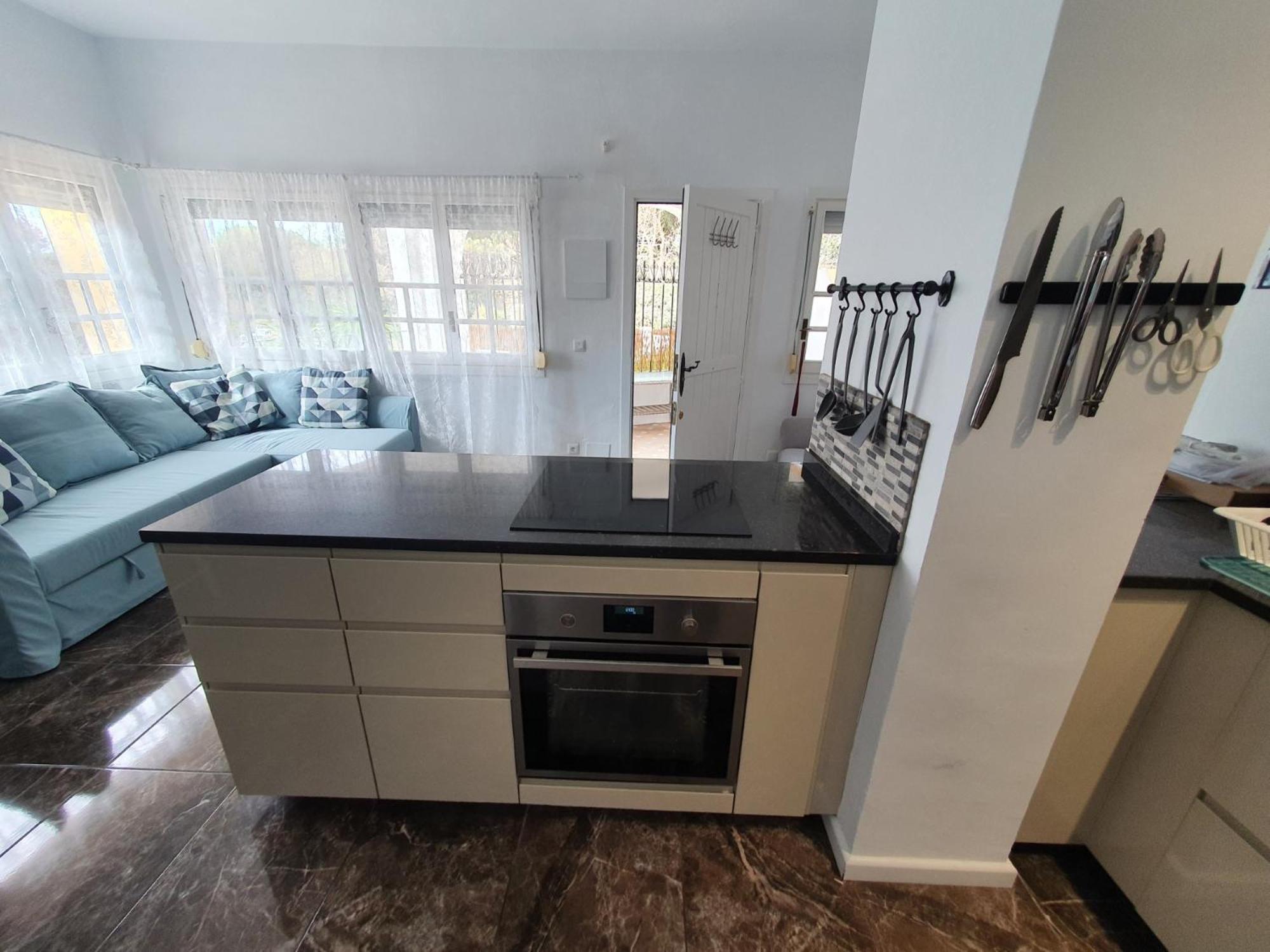 J51 Cabopino Apartemen